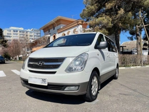 Hyundai H-1